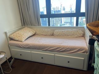 (Category: ) located in . Submitted by ella.han (Listing ID 1443514585, Image 1). Description: .