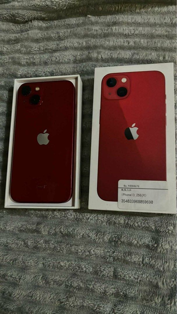 iphone 13 256gb (Category: iPhone 13 Series) located in Navotas City. Submitted by httpscha (Listing ID 1443592519, Image 1). Description: ip13 256gb without issue 15,999 na lang pm for deets.