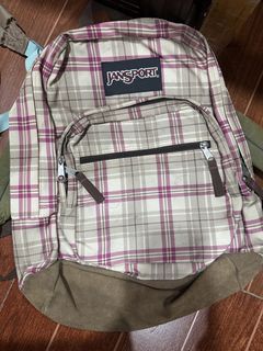 (Category: ) located in . Submitted by thriftclothing101 (Listing ID 1443557291, Image 1). Description: .