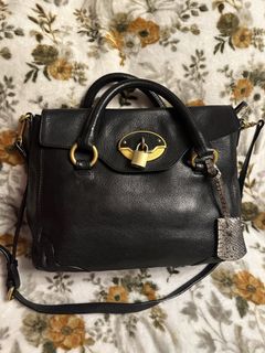 (Category: ) located in . Submitted by love1927 (Listing ID 1443580150, Image 1). Description: .