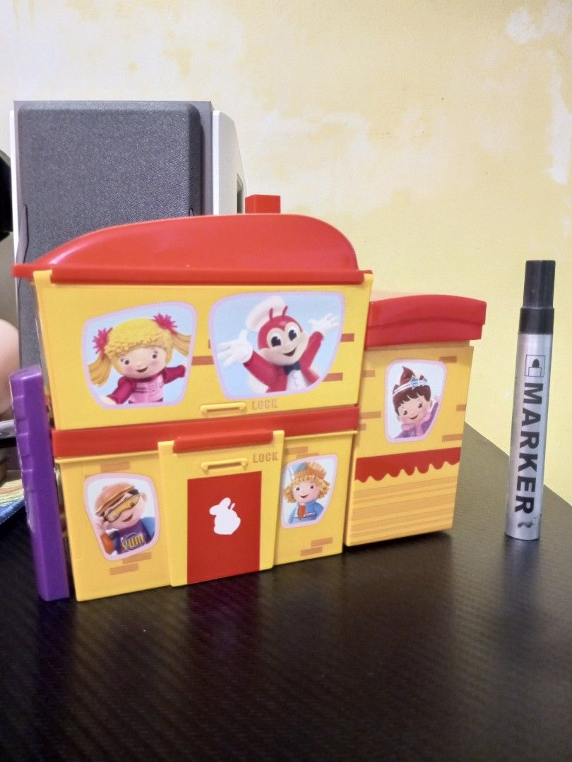 Jollibee Jollitown Lunch House (Category: Babies & Kids Fashion) located in Malabon City. Submitted by blackscent (Listing ID 1443572652, Image 3). Description: Jollibee themed lunch box set. - Includes an insulated bag to keep food warm or cold. - Stackable lunch box As is. Check pic for condition. Never used. Shipping will be shouldered by buyer. Meetup around Malabon only..