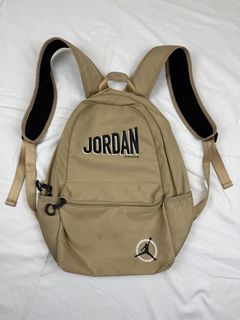 (Category: ) located in . Submitted by thesocialthrift (Listing ID 1443525996, Image 1). Description: .