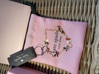 (Category: ) located in . Submitted by luckyjewel (Listing ID 1443592727, Image 1). Description: .