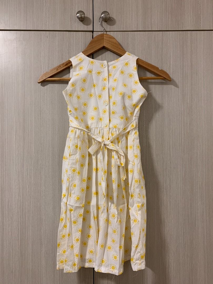 Kids Casual Dress (Category: Babies & Kids Fashion) located in Quezon City. Submitted by declutter_with_ericka (Listing ID 1443509155, Image 2). Description: • Slightly used • No tear. No stain. Print not faded. • Suits well for kids ages 4-7 y/o • Item will be shipped from Katipunan area in Quezon City.