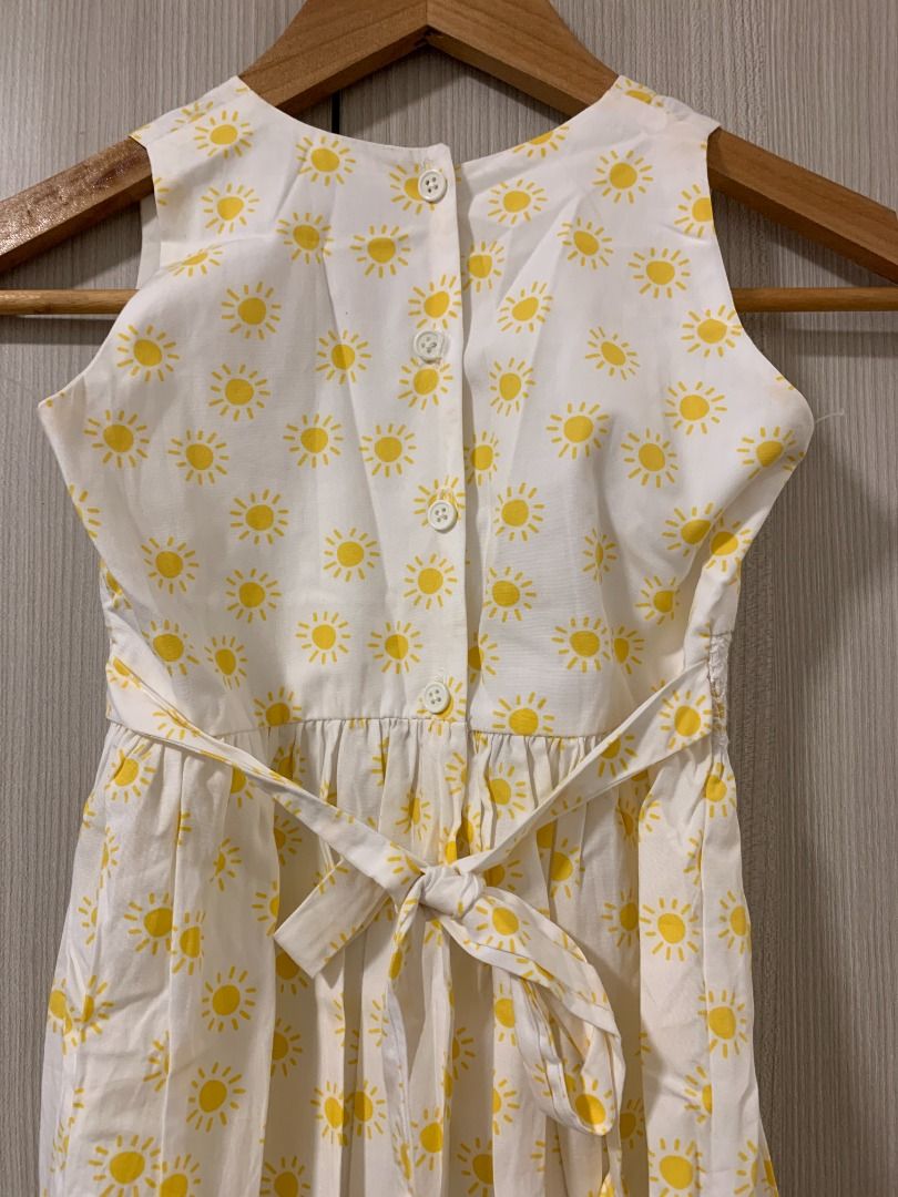 Kids Casual Dress (Category: Babies & Kids Fashion) located in Quezon City. Submitted by declutter_with_ericka (Listing ID 1443509155, Image 3). Description: • Slightly used • No tear. No stain. Print not faded. • Suits well for kids ages 4-7 y/o • Item will be shipped from Katipunan area in Quezon City.