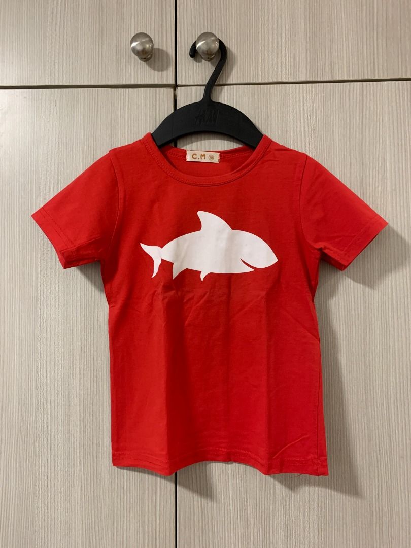 Kids Preloved T-Shirt (Category: Babies & Kids Fashion) located in Quezon City. Submitted by declutter_with_ericka (Listing ID 1443524154, Image 1). Description: • Slightly used • Suits well for kids ages 1-3 y/o • Please see minor flaw on the listed picture. Not faded. No stain. • Item will be shipped from Katipunan area in Quezon City.