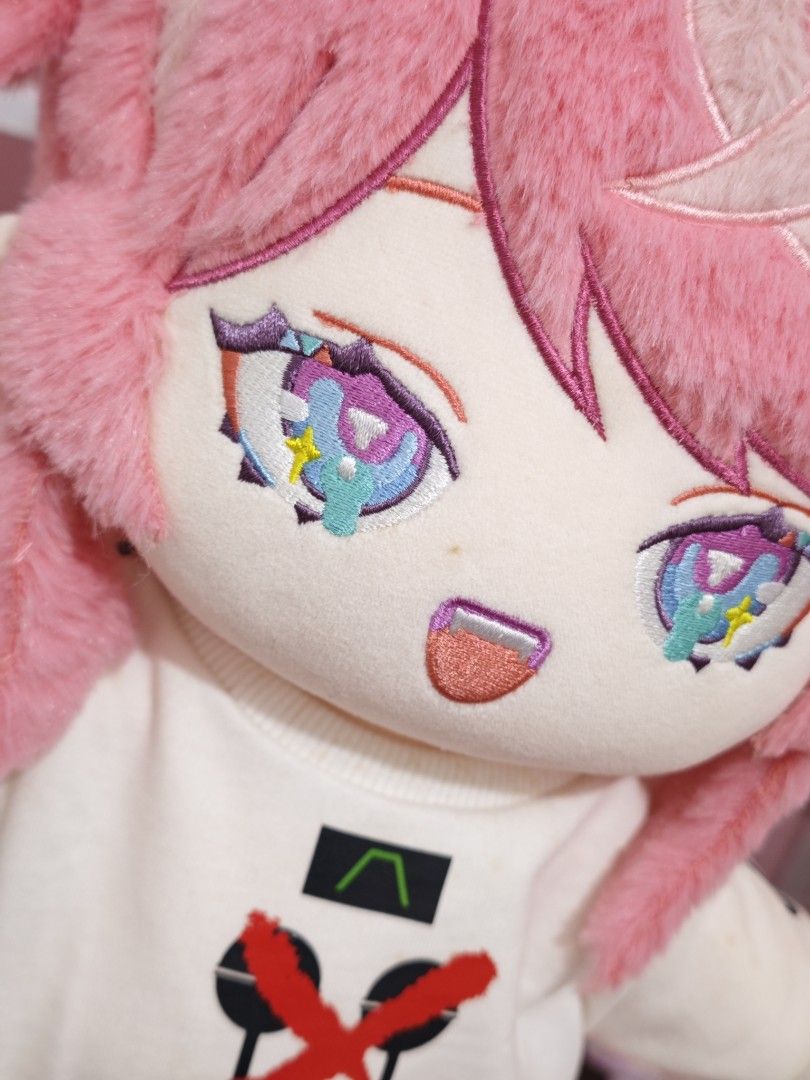 Kpop Doll Big and cute (need wash) (Category: Kids Toys) located in Quezon City. Submitted by snowfrostkhloething (Listing ID 1443686349, Image 2). Description: let go .. sorry pricey. if you like this baby you can buy. 🫶🏾 need wash..