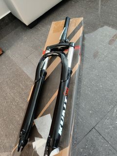 (Category: ) located in . Submitted by momobike (Listing ID 1443560434, Image 1). Description: .