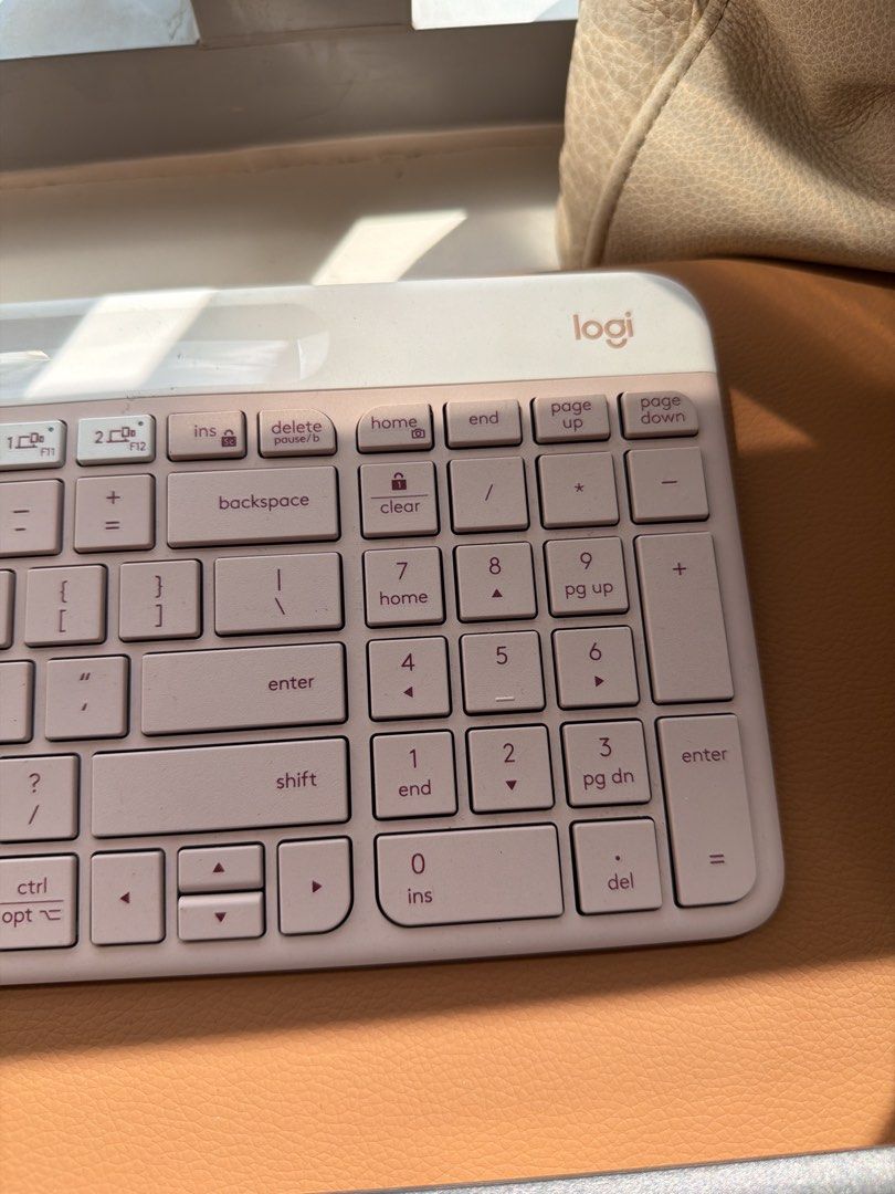 Logitech K380 Multi-Device Bluetooth Keyboard - Rose483765804608399361