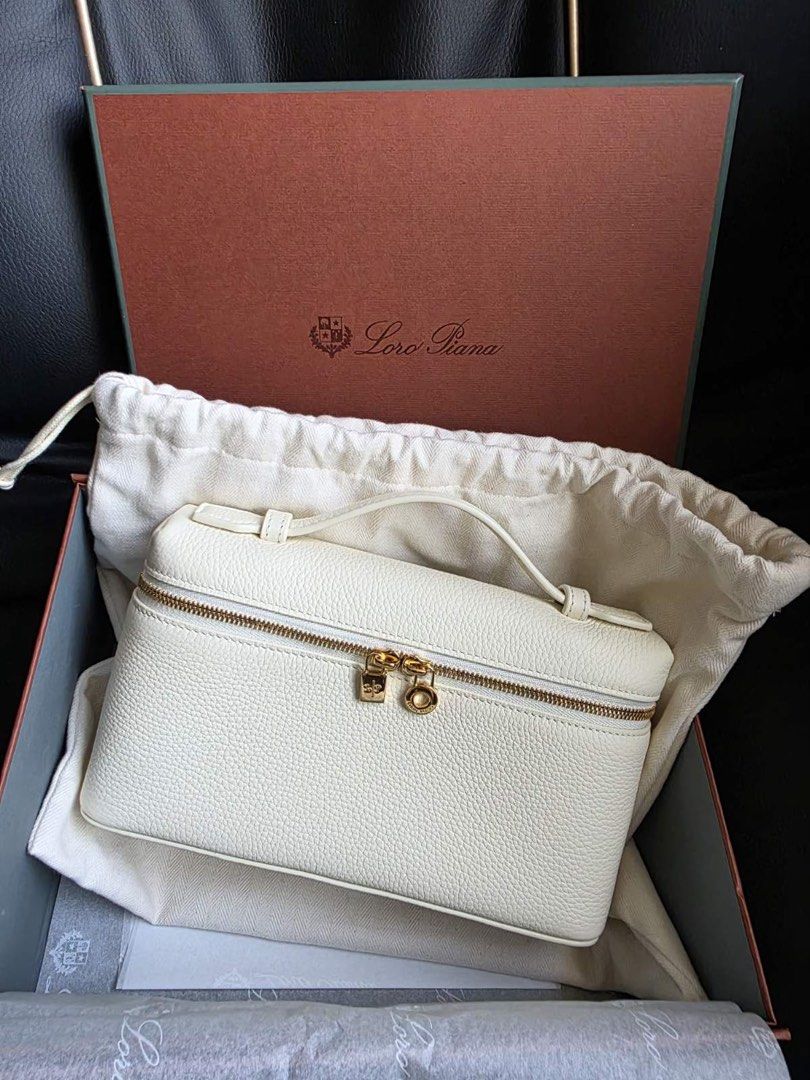 Loro Piana Extra Pocket L19 (Category: Luxury Bags & Wallets) located in Cebu City. Submitted by simplyjoyce (Listing ID 1443513473, Image 3). Description: Brandnew and Onhand! Extra Pocket L19 Complete with receipt. Cebu City onhand Grained Calfskin leather in whisper white/sun gold color. Cash / Lay-away. #sjccebuloropiana #loropianaphilippines #loropianacebu.