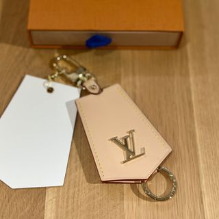 （分類：）位於 。 由 dalix 提交（商品編號 1443634541，圖片 1）。簡介： 。