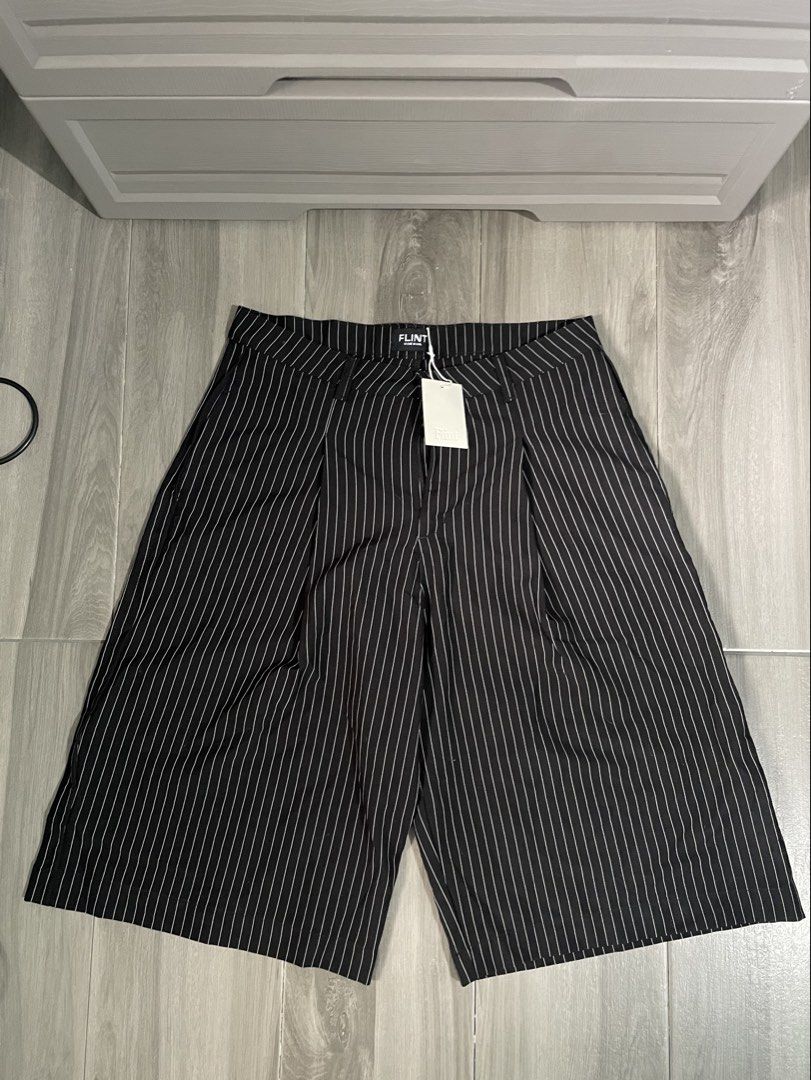 Made in Manila pinstripes jorts (Category: Shorts) located in Manila. Submitted by _jerome (Listing ID 1443531158, Image 1). Description: Made in manila jorts pinstripes (L) Waist: 34 Length: 25.5 .