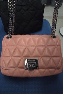 (Category: ) located in . Submitted by accesslady (Listing ID 1443499014, Image 1). Description: .