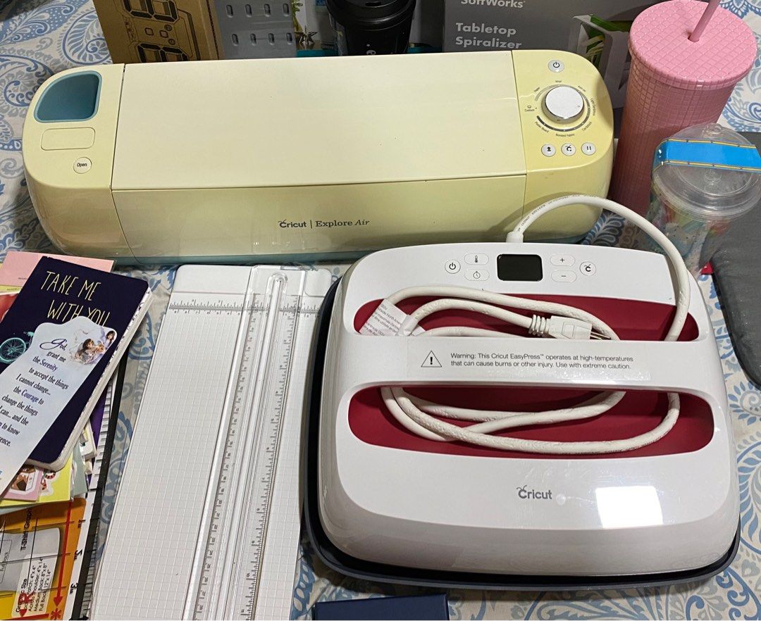 Mini heat press and cricut press package (Category: Craft Supplies & Tools) located in Angeles City. Submitted by leikir09 (Listing ID 1443674294, Image 3). Description: Package get all hnd po nggamit wala na akong time..galing usa ung mini heat press hnd p n uunboxing new p sya.