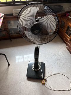 (Category: ) located in . Submitted by oldmanmon (Listing ID 1443555361, Image 1). Description: .