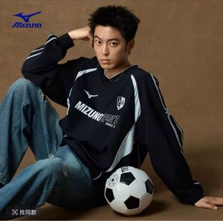 由 kohl_select (刊登 ID 1443686470，圖片 1) 提交，位於 的 (類別：)，說明：。