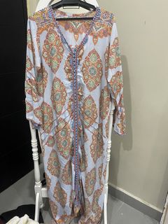 (Category: ) located in . Submitted by thehangerpreloved (Listing ID 1443588565, Image 1). Description: .