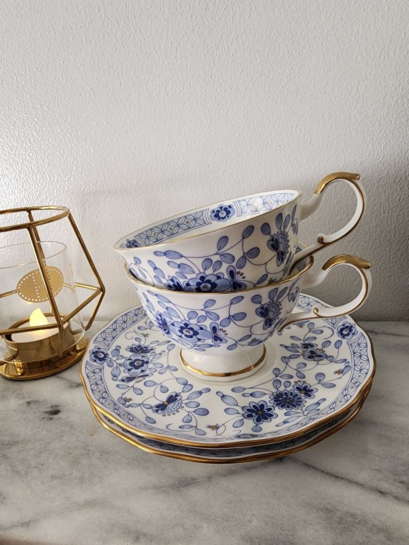 Narumi Milano Cups and saucers (Category: Coffee & Tea Tableware) located in Makati City. Submitted by amine_antiguo (Listing ID 1443499384, Image 3). Description: Narumi Milano Cups and saucers Vgc 750 each.