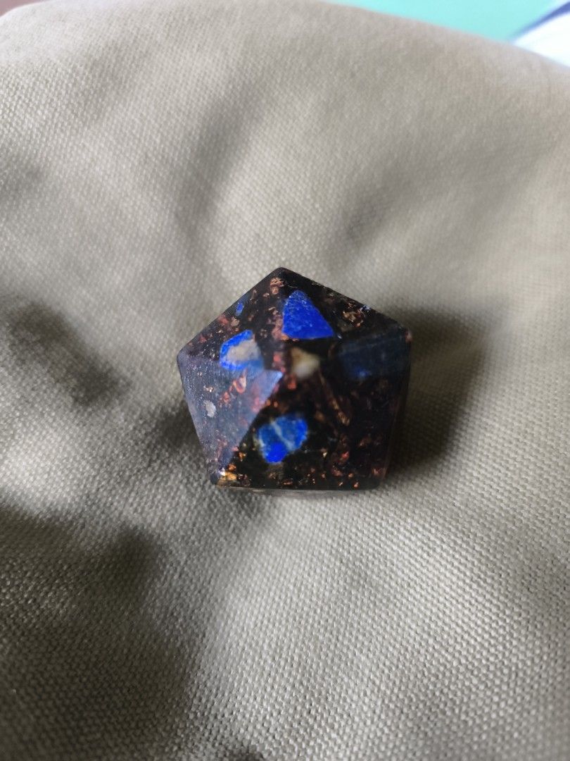 Orgonite (Category: Everything Else) located in Singapore. Submitted by goodstuffs5544 (Listing ID 1443518373, Image 1). Description: - Made of resin. - with Lapis lazuli, Green aventurine with metal shavings..