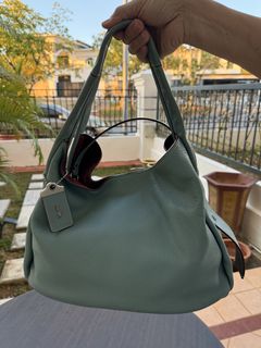 (Category: ) located in . Submitted by aeykeebs (Listing ID 1443682844, Image 1). Description: .