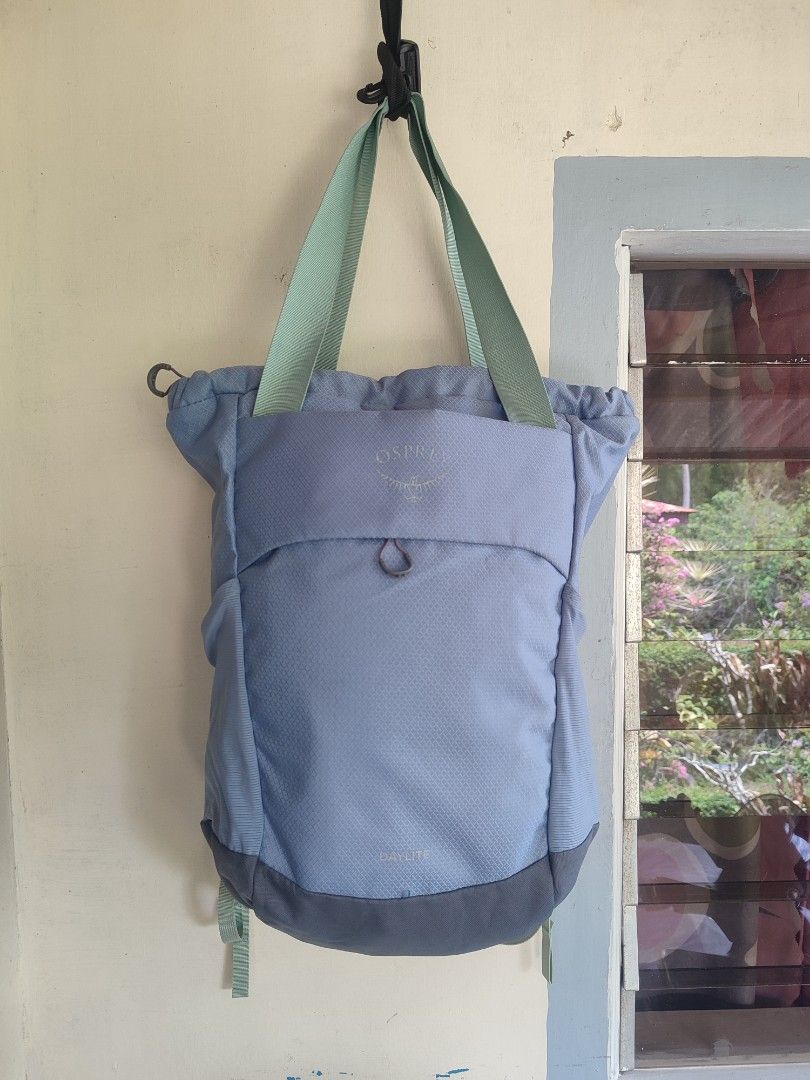 Osprey Backpack (Category: Backpacks) located in Lipa City. Submitted by gudoys_outdoor16 (Listing ID 1443622129, Image 1). Description: - Osprey Backapck - Main compartment with internal pockets - Front zip pocket - Side pockets - Adjustable straps - Ideal for everyday use or travel 1950 + sf Only.