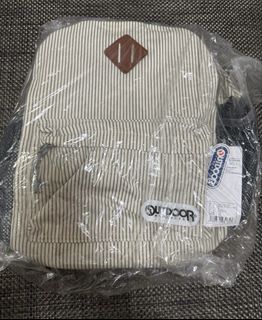 （分類：）位於 。 由 schloo 提交（商品編號 1443506058，圖片 1）。簡介： 。