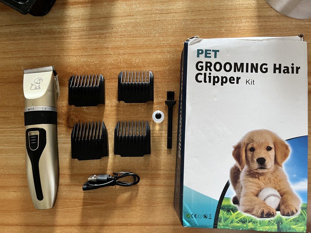 Pet Grooming Hair Clipper (Category: Homes & Other Pet Accessories) located in Makati City. Submitted by purestorm_73e1e2 (Listing ID 1443554810, Image 2). Description: - Never nagamit. - Para sa tao ang inorder namin na hair clipper pero ito ang idineliver. So never nagamit since wala kaming pet sa bahay. - Comes with the original box and accessories..