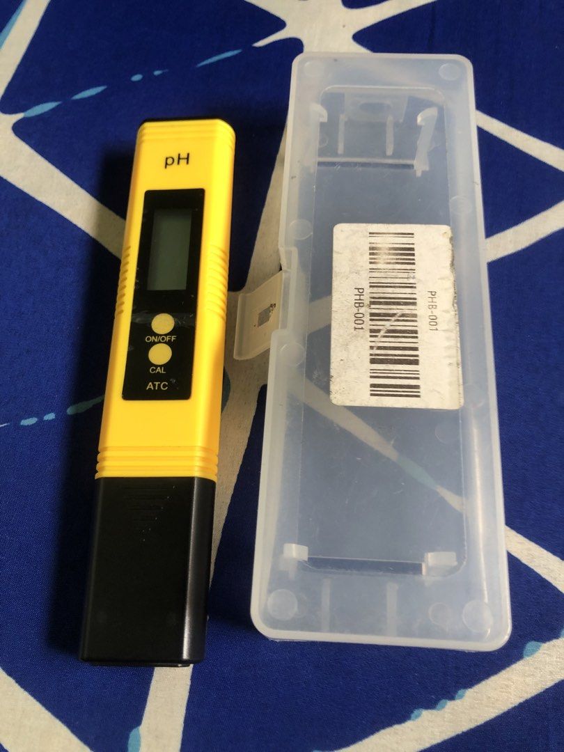 PH value meter (Category: Craft Supplies & Tools) located in Quezon City. Submitted by markgolveo (Listing ID 1443533902, Image 2). Description: PH value meter Depleted batteries.