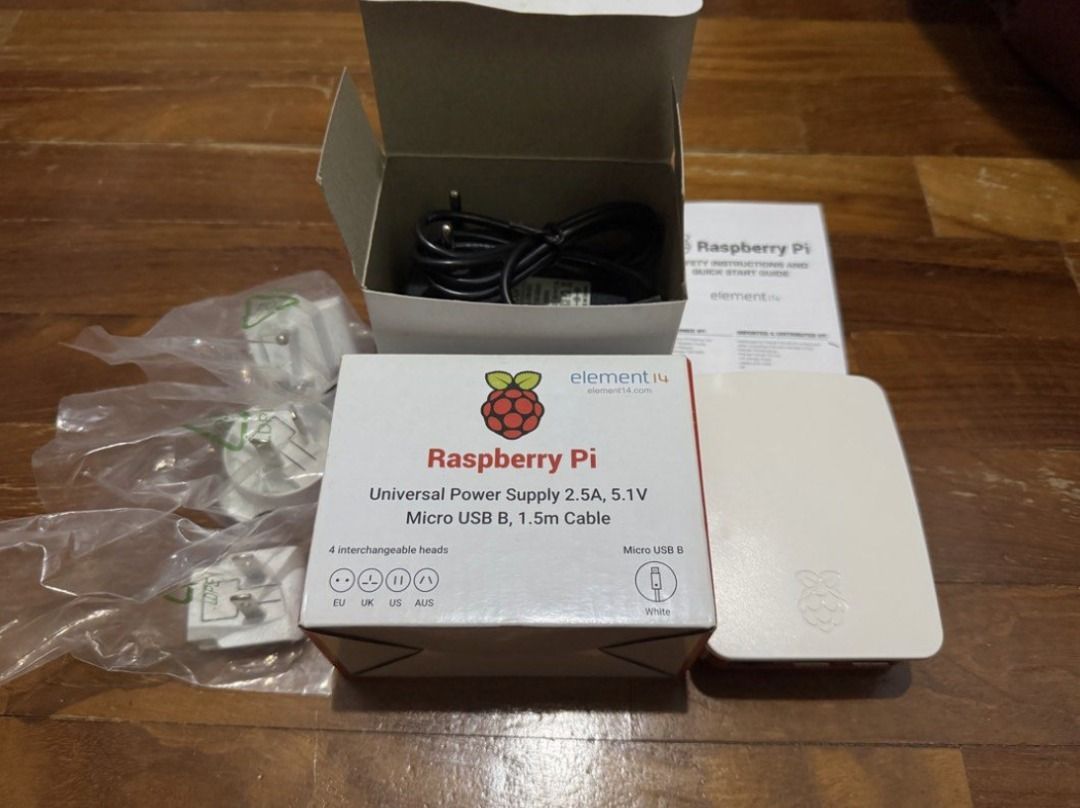 Raspberry Pi 3b with Power Supply & Case483767121683435520