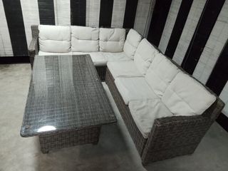 (Category: ) located in . Submitted by stylecove (Listing ID 1443656513, Image 1). Description: .