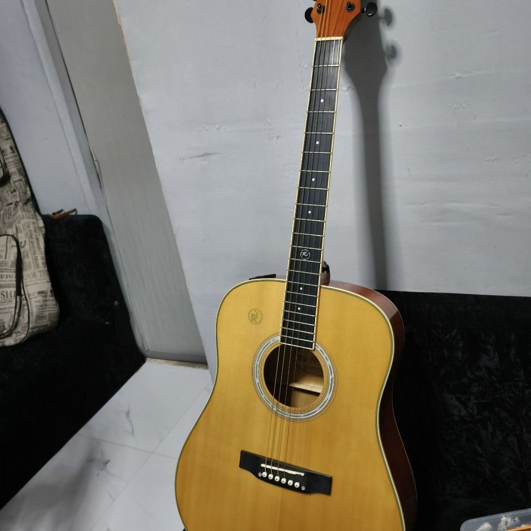 Rj Acoustic Guitar With Pick up (Category: Musical Instruments) located in Manila. Submitted by astronomeow (Listing ID 1443686169, Image 3). Description: Rj Acoustic Guitar Almost New Dalawang Beses lang nagamit, may bag at box pang kasama sa pagbili, almost new, no issue, even scratches, hinding hindi ka mag sisisi, Dasmarinas Location, pick up or meet up, pwede din lalamove Specs: Spruce Top Mahogany Back Linden Side Rosewood Fret Board Piezo 