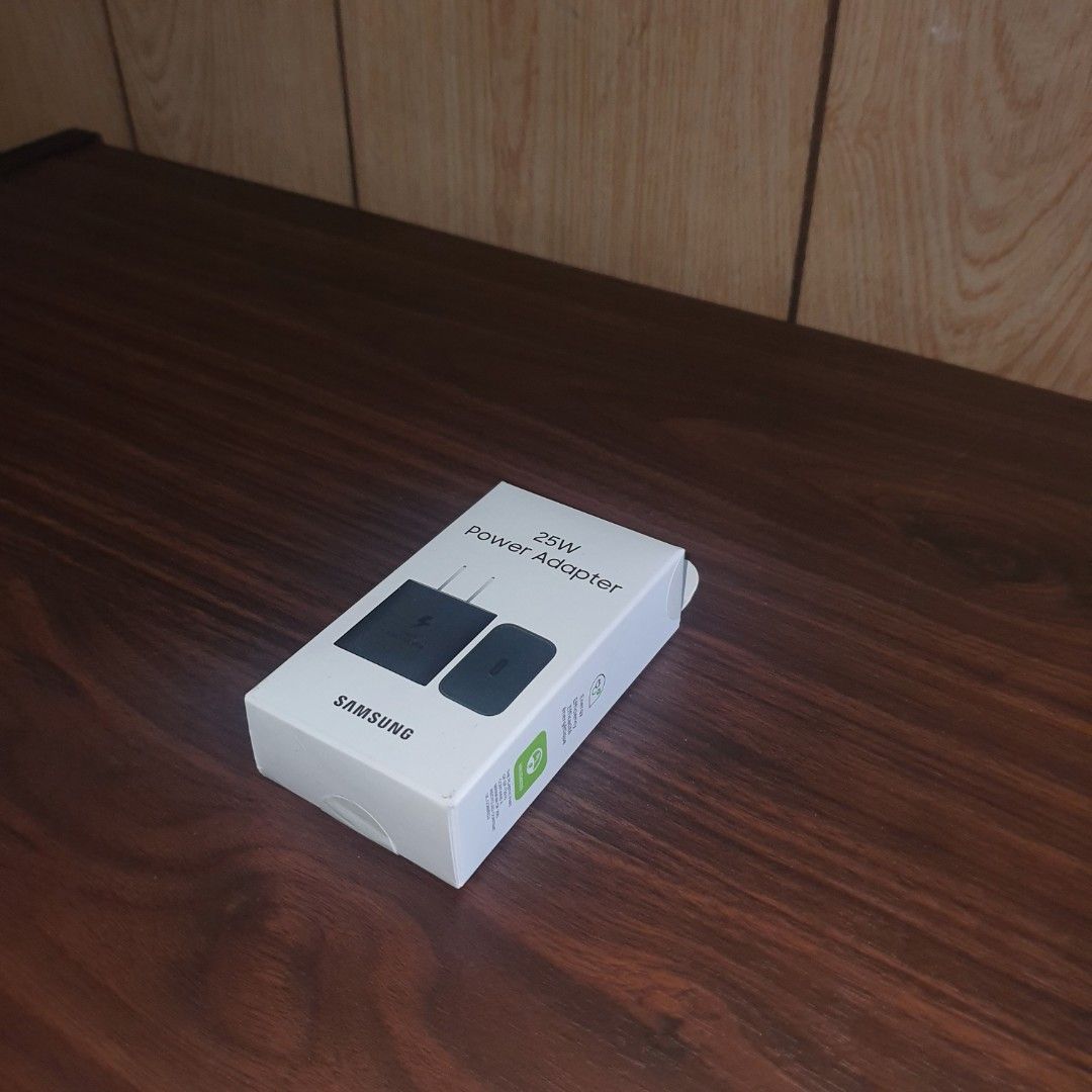 Samsung 25w fast charger (Category: Chargers & Cables) located in Pasig City. Submitted by last_price_posted (Listing ID 1443638280, Image 3). Description: .