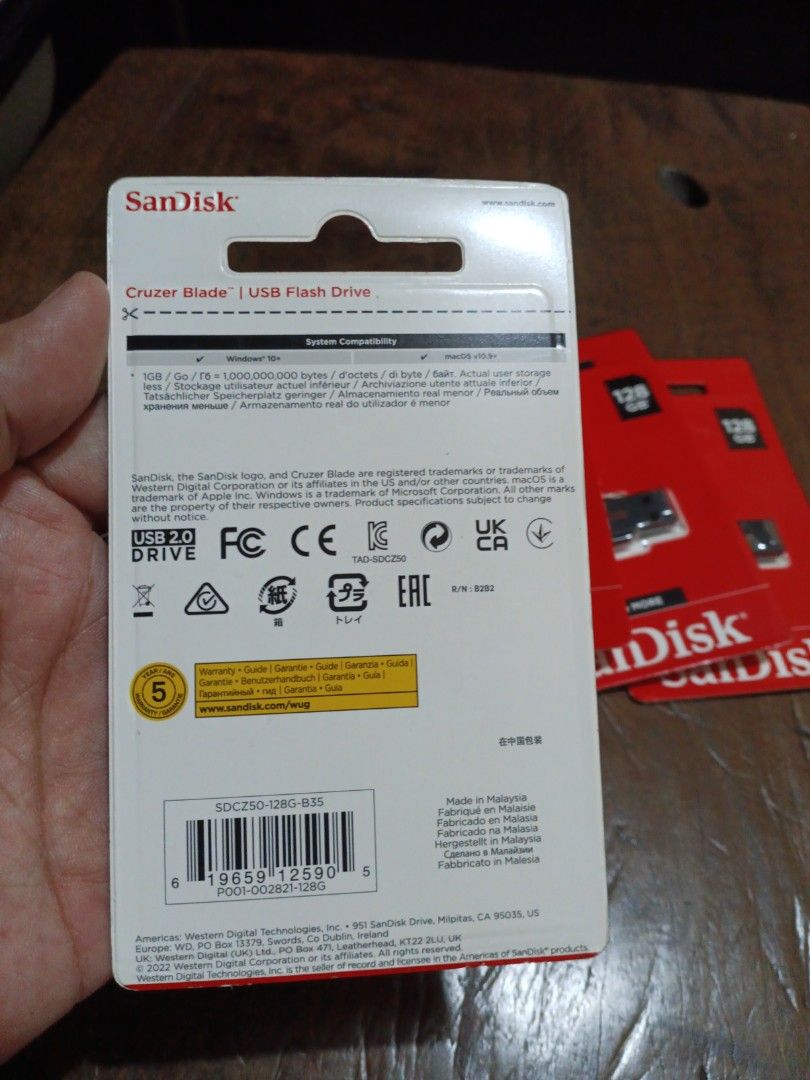 Original SanDisk 128GB OTG Flash Drive (Category: Hard Disks & Thumbdrives) located in Makati City. Submitted by bunnyvilleshoppe (Listing ID 1443572010, Image 2). Description: REPRICED The SanDisk Cruzer Blade 128GB is an ultra-compact, capless USB 2.0 flash drive renowned for its pocket-sized portability and reliable, plug-and-play file transfers. It is an excellent, inexpensive choice for carrying documents, music, and photos on the go, though