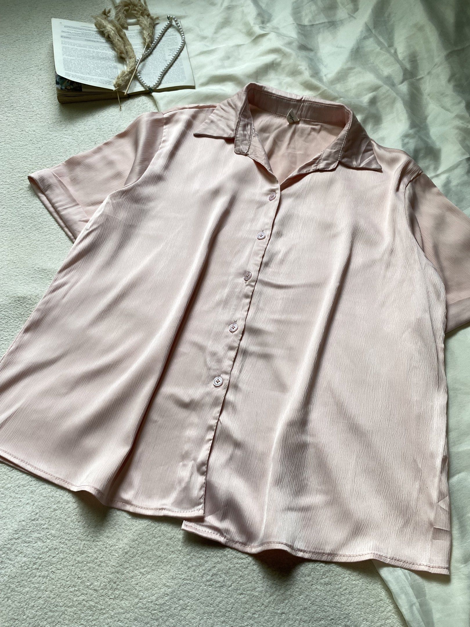 Satin Pink Blouse Large-XL (Category: Blouses) located in Poro. Submitted by joyceyuu (Listing ID 1443564756, Image 2). Description: .