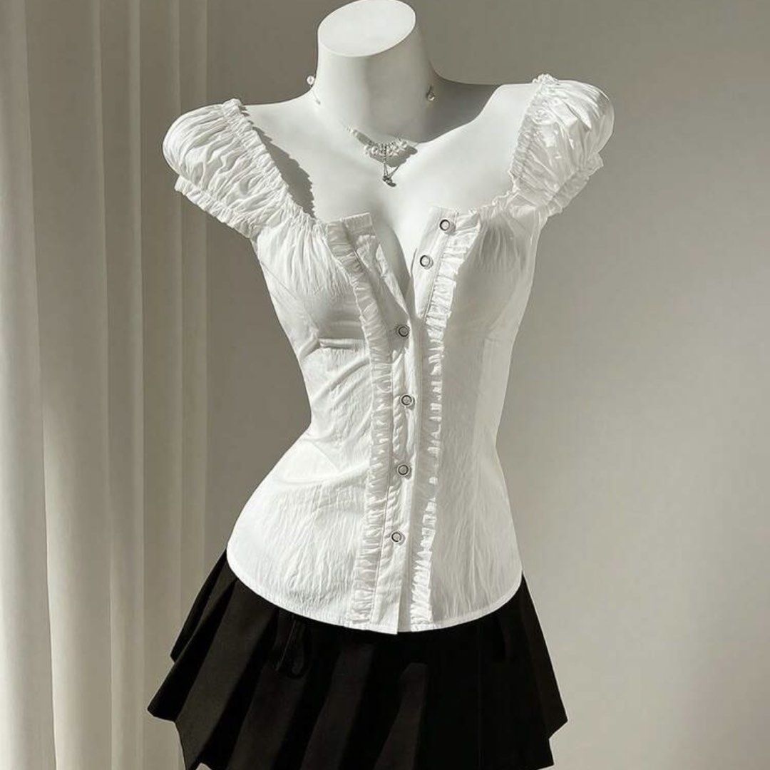 SHEIN Puff Sleeves White Corset Top (Category: Blouses) located in Quezon City. Submitted by oddatellier (Listing ID 1443524258, Image 2). Description: .