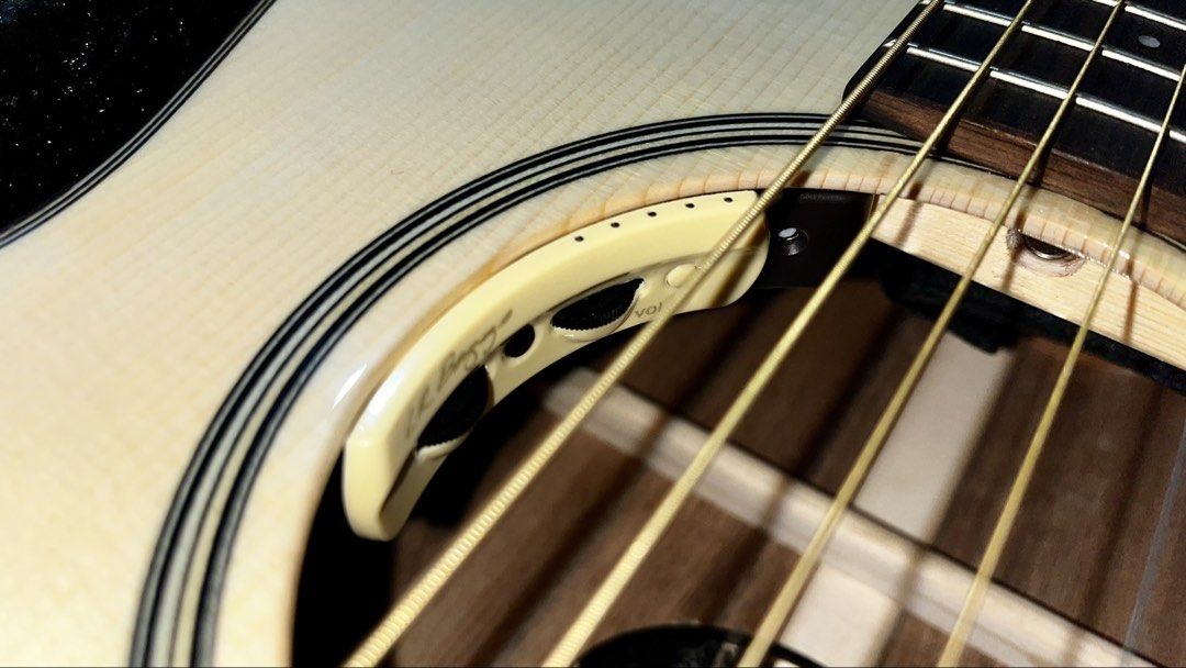 Single 0 Size Acoustic Guitar (Category: Musical Instruments) located in Santa Ana. Submitted by lowerbasement (Listing ID 1394471199, Image 2). Description: Size comparable to Collings 01 Guitar Bolt On Neck LR Baggs Anthem Pick up With Hardcase .