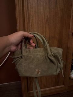(Category: ) located in . Submitted by anisnadddd (Listing ID 1443650800, Image 1). Description: .