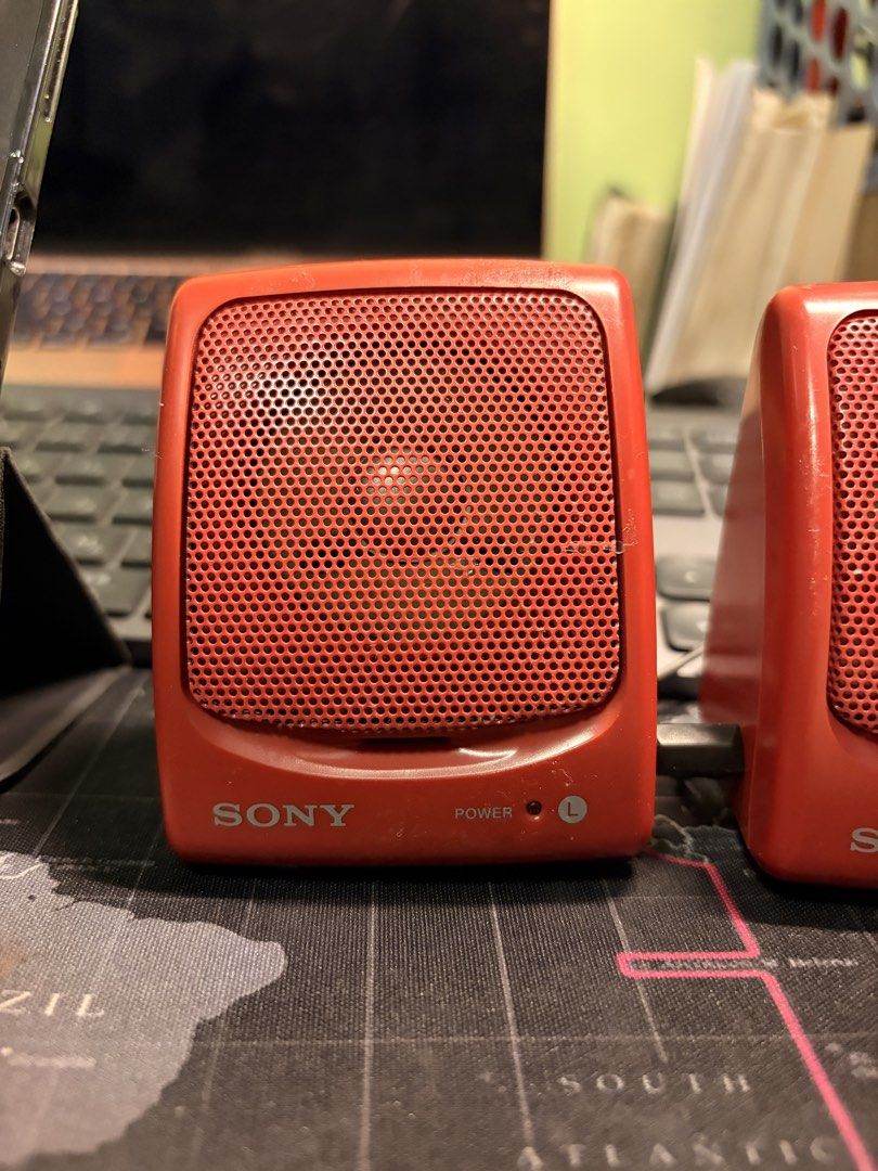 Sony SRS-18 Red Portable Computer Speakers (Category: Soundbars, Speakers & Amplifiers) located in Cavite. Submitted by marxvenn (Listing ID 1443663856, Image 2). Description: - Red Sony SRS-18 portable speakers - Connects via 3.5mm jack - Ideal for desktop setups or travel - Made in Korea - Can be used without batteries for computer setup Loc: Dasmarinas Cavite.