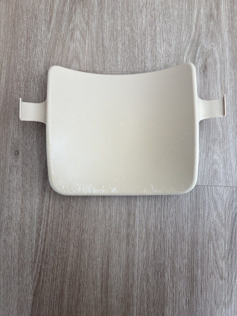 Stokke Chair Accessory (Category: Baby High Chairs) located in Singapore. Submitted by ironstrength_91 (Listing ID 1443544004, Image 2). Description: Stokke baby backrest attachment Suitable for Tripp Trapp chair.