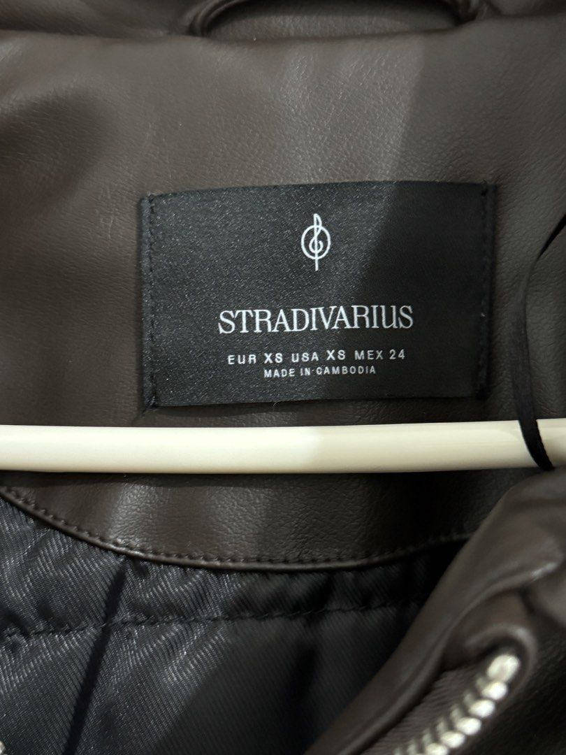Stradivarius Brown Faux Leather Bomber Jacket (Category: Coats, Jackets and Outerwear) located in Cebu City. Submitted by silver.k.declutters (Listing ID 1443598419, Image 2). Description: Last price posted.