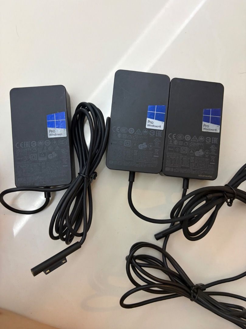 Surface Pro 5 Charger489398810664642563