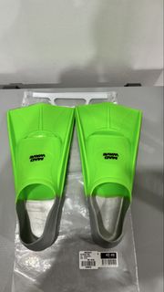 (Category: ) located in . Submitted by ckshops99 (Listing ID 1443617709, Image 1). Description: .