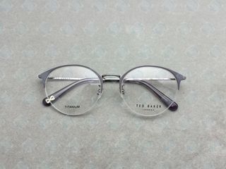 (Category: ) located in . Submitted by lens-frame-sg (Listing ID 1443584495, Image 1). Description: .