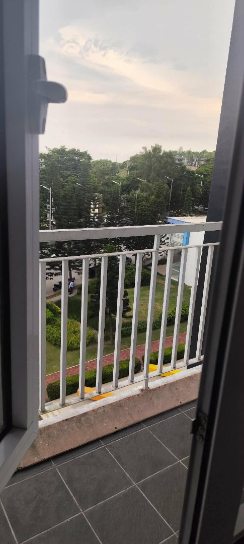 (Category: ) located in . Submitted by _dowen (Listing ID 1443564195, Image 1). Description: .