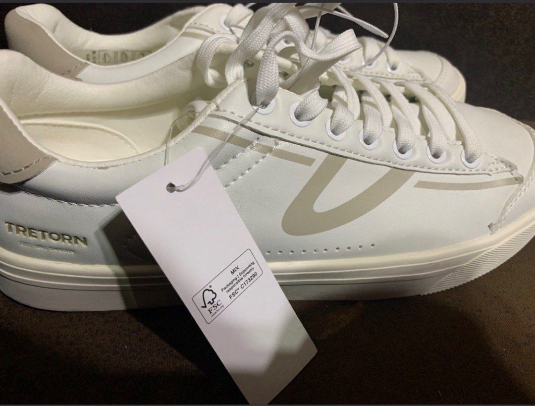 Tretorn White Sneakers (Category: Sneakers) located in Caloocan City. Submitted by 0496junque (Listing ID 1443701306, Image 1). Description: - Classic white Tretorn sneakers - Lace-up closure - Simple and clean design - Ideal for everyday wear - Brand new with original tags attached.