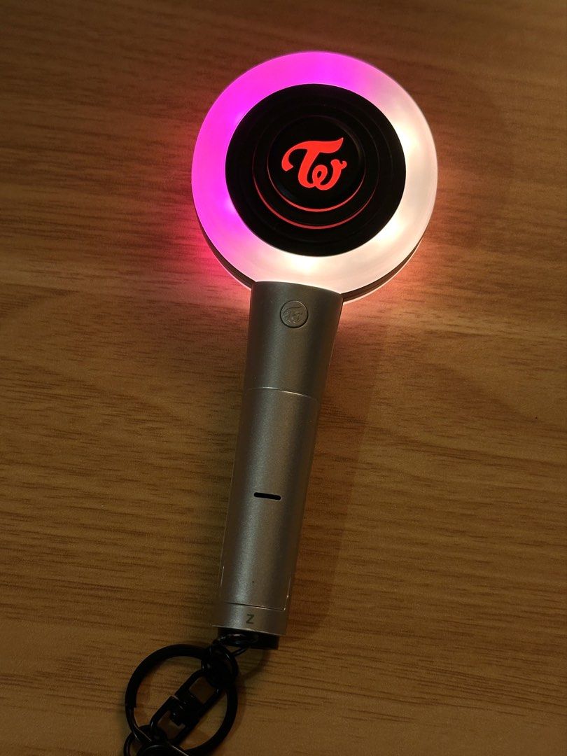 TWICE Candybong Z Keyring (Category: K-Wave Merchandise) located in Quezon City. Submitted by penguinco (Listing ID 1443563545, Image 3). Description: 💖 TWICE mini lightstick 🍭 - official merch - new batteries (ag13 x 6ea) - three light modes - on, blink, flicker - can send video! :) - 13.5cm tall, (57x138x28mm) - bought for ₱3k originally.