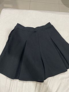 (Category: ) located in . Submitted by cl_closet (Listing ID 1443645997, Image 1). Description: .