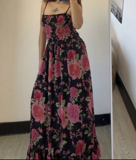 (Category: ) located in . Submitted by everythingbrandedpreloved_ (Listing ID 1443638768, Image 1). Description: .