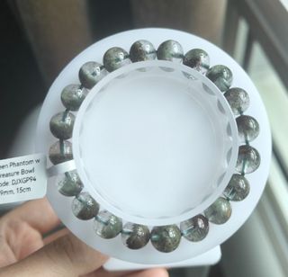 (Category: ) located in . Submitted by five-element-crystals (Listing ID 1439916895, Image 1). Description: .