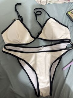(Category: ) located in . Submitted by molly.mollie (Listing ID 1443636402, Image 1). Description: .